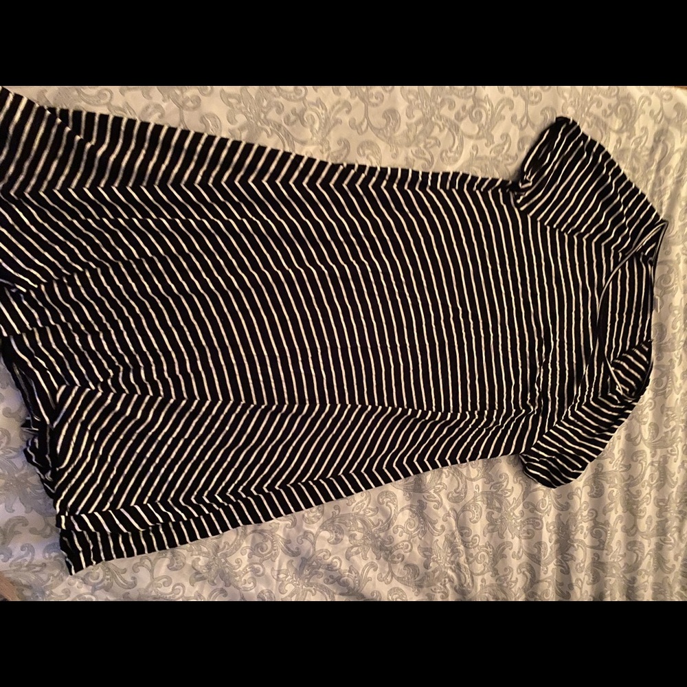 Old navy woman’s dress